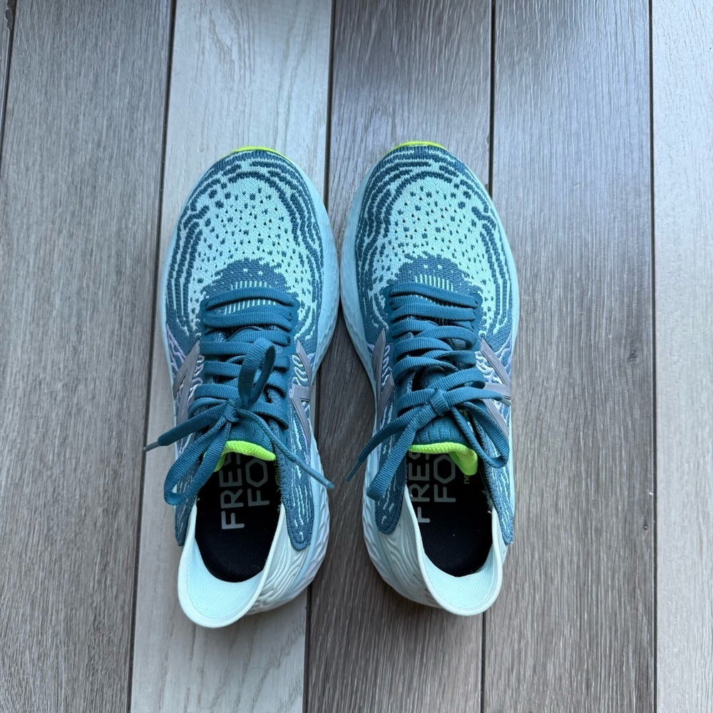 New Balance Blue and Green Athletic Shoes - Picture 5 of 8